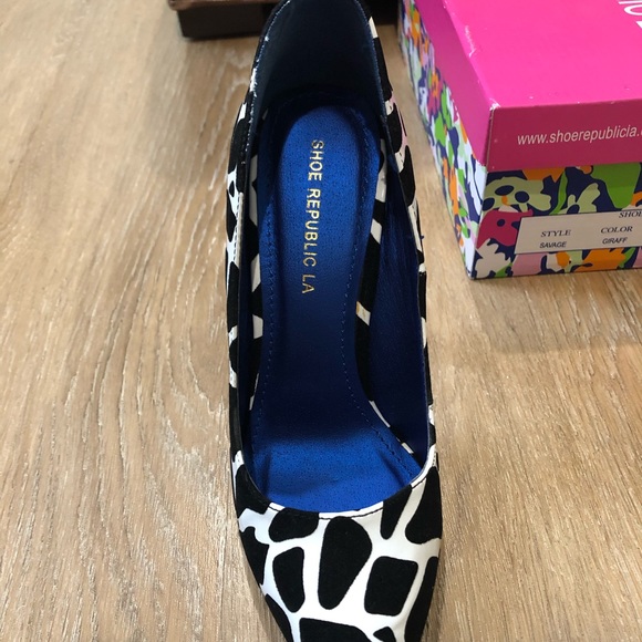 GIRAFFE BLACK PRINT POINTED TOE HIGH HEEL PUMP - Picture 4 of 8